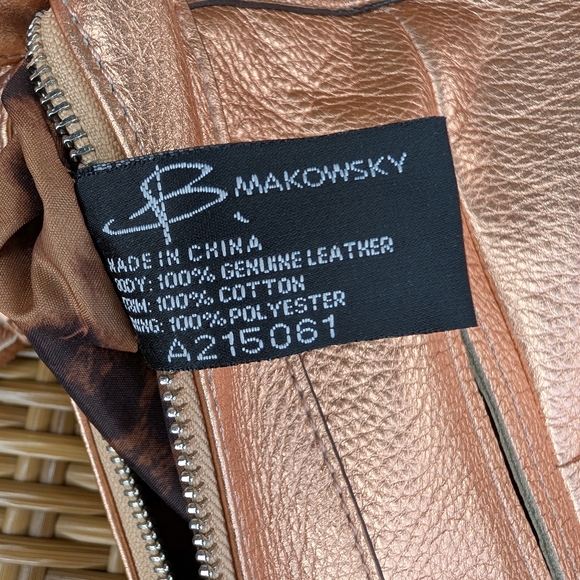 B. Makowsky Metallic Copper Leather Crossbody Bag Tassel Detail Silver Hardware - Picture 15 of 15